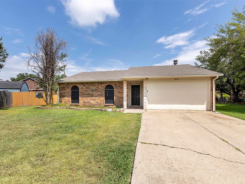 1st image of 3904 Corkwood Dr