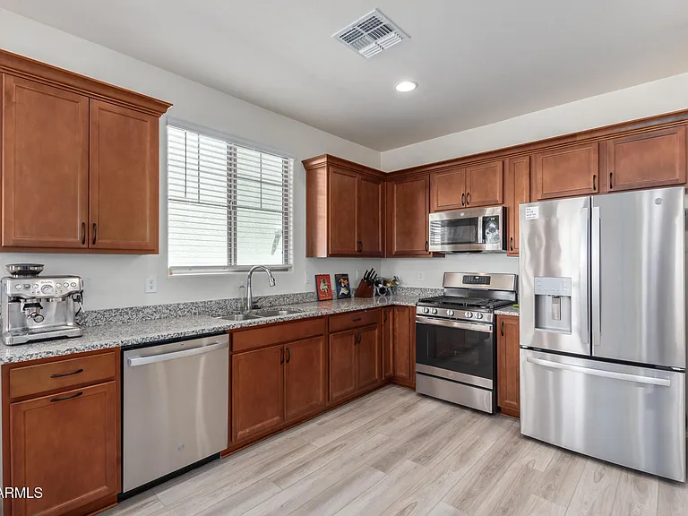 1280 W Sparrow Dr — Photo 12