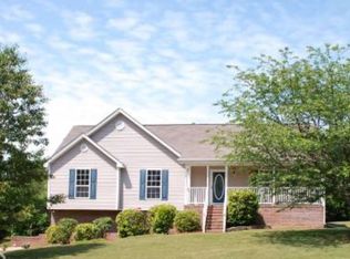 399 Classic Dr, Soddy Daisy, TN 37379