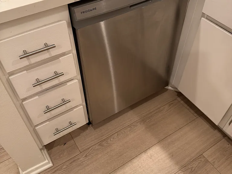 13112 Valleyheart Dr — Photo 11