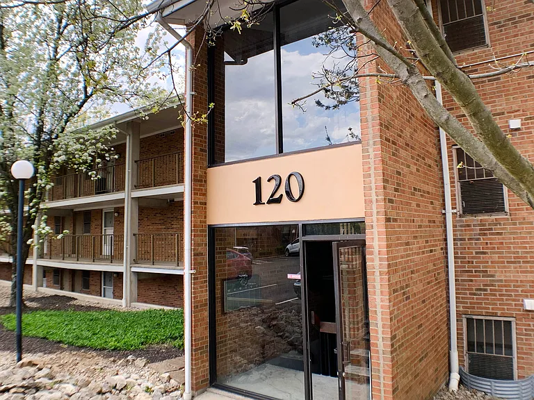 Indian Lookout Apartments — Photo 44