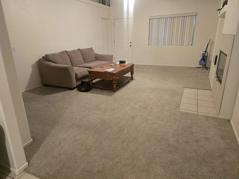 53370 Avenida Mendoza — Photo 10