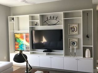 635 S Orange Ave #404, Sarasota, FL 34236