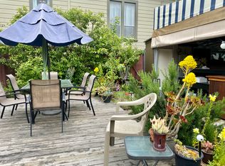 5574 Fremont St, Oakland, CA 94608