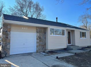 247 Montgomery Dr, Mantua, NJ 08051