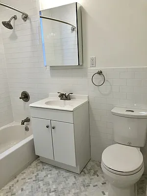 Rented by Silverstreet RE LLC | media 4