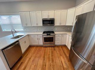 122 Cross St #1, Somerville, MA 02145