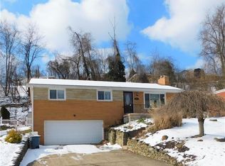 237 Gates Dr, Munhall, PA