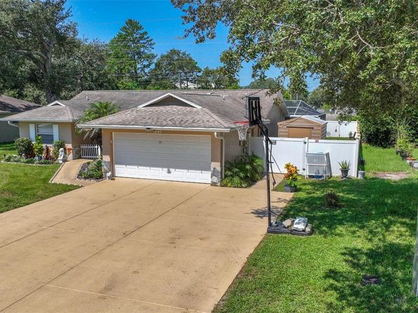 1649 Larkin Rd