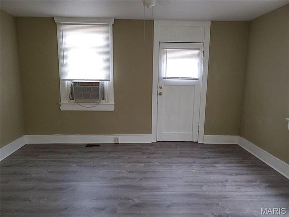 2nd image of 8414 S Broadway