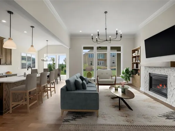 3903 W 158th Ter, Overland Park, KS 66224