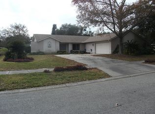 1150 Lemon Tree Ln, Palm Harbor, FL 34683