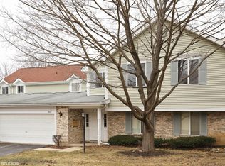 337 Springlake Ln APT D, Aurora, IL 60504