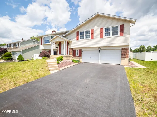 817 Wyngate Road, Somerdale, NJ 08083