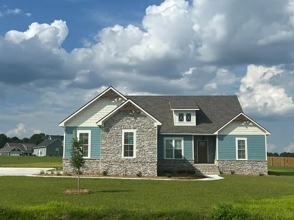 31 Waters Edge Way, Tifton, GA 31793