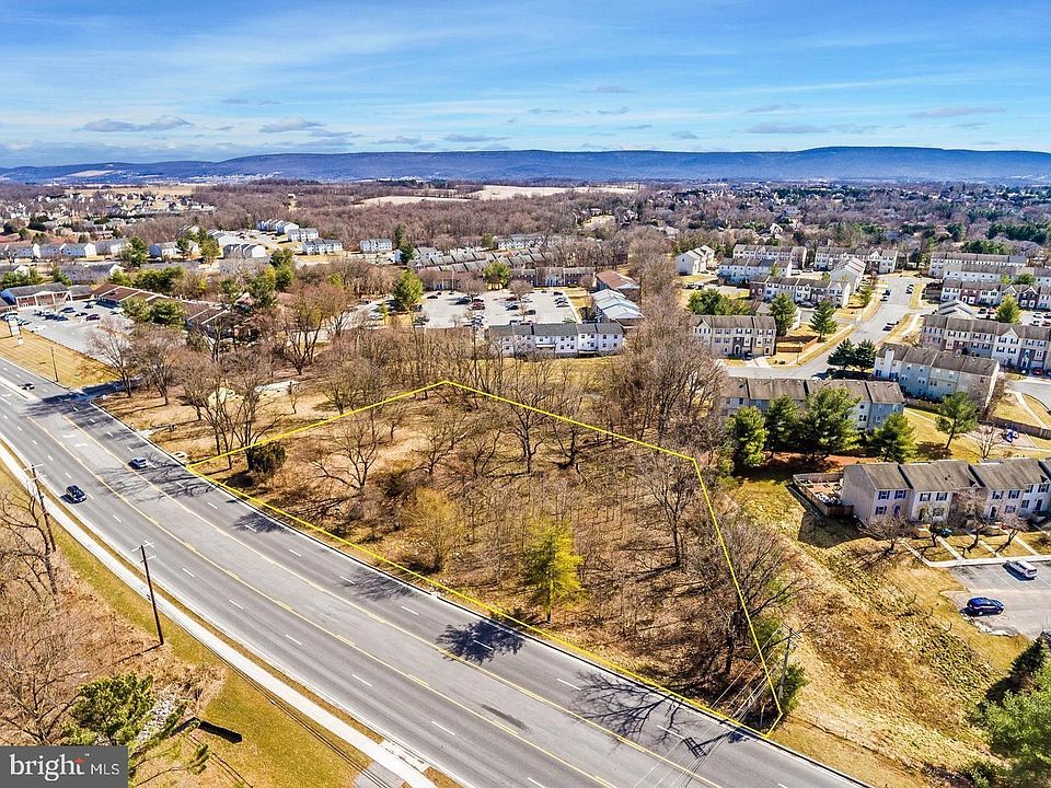 2nd image of 11325 Robinwood Dr