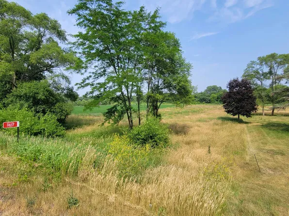 3617 S County Road D, Janesville, WI 53548