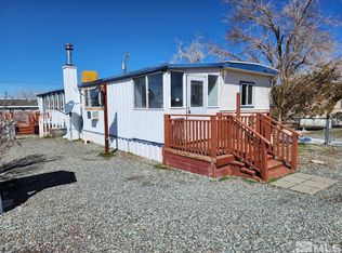 76 Mountain Ln, Yerington, NV