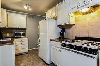 5th image of 5431 Linden St
