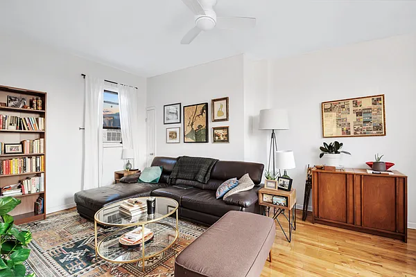 Rented by Compass | media 14