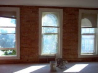 310 Delaware St APT 206, Kansas City, MO 64105