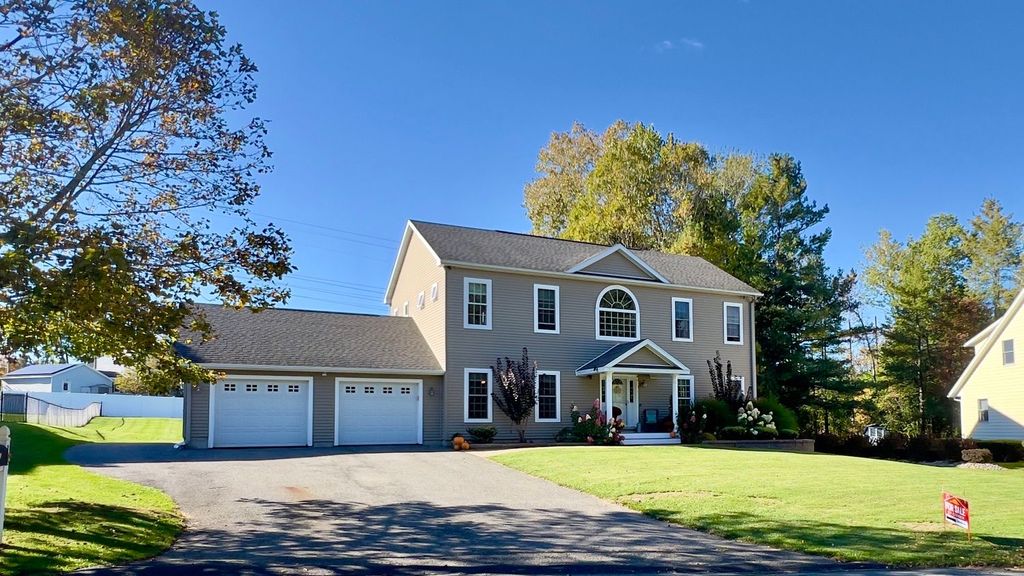 12 Juliana Dr - Property Image
