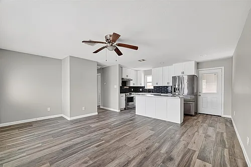 4106 White St Photo 1