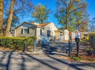 707 211th St, Pasadena, MD 21122