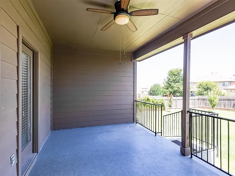 11608 Reading Ct — Photo 30