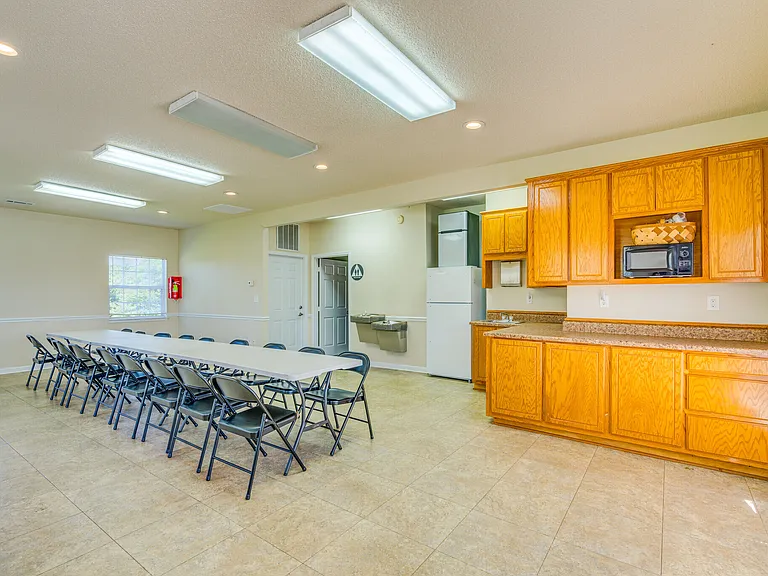 Cherokee Hills Apartments — Photo 13