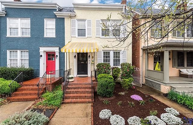 1st image of 812 Tilden St