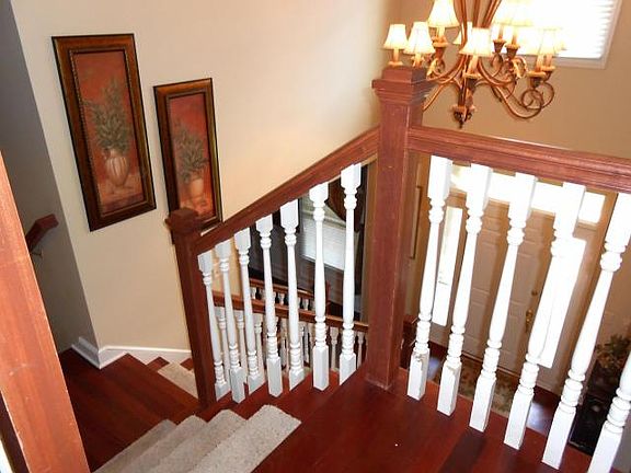 5th image of 9518 Timberbank Cir NW