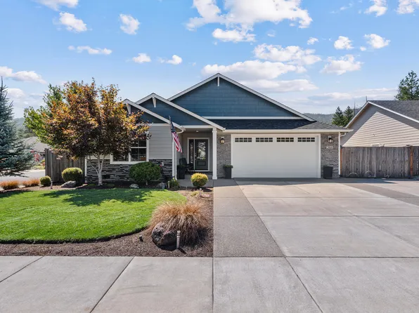 266 Retirement Ln, Cave Junction, OR 97523