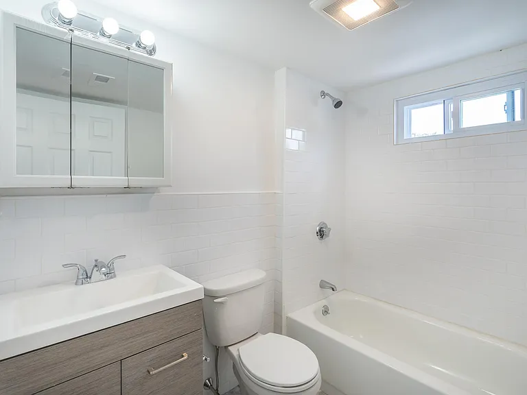 8 Martin St #3 — Photo 9