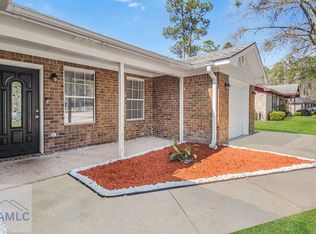 834 N Brickyard Rd, Hinesville, GA 31313