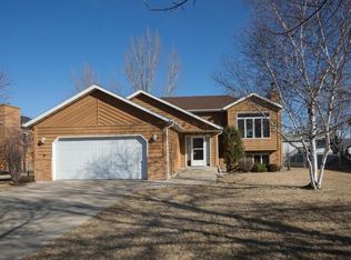 2525 39 1/2 Ave S, Fargo, ND 58104