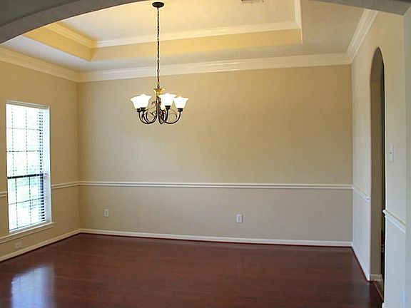 3rd image of 6802 Feldman Ln