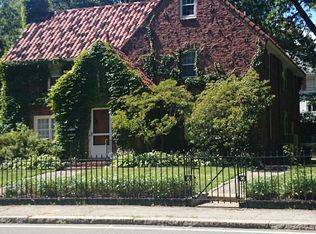 231 Pond Ave, Brookline, MA 02445