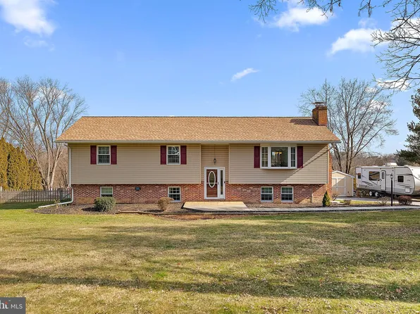 108 King James Cir, Oxford, PA 19363