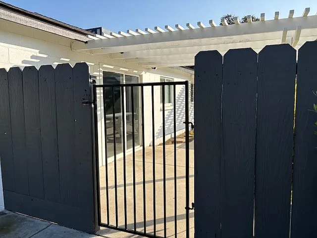 520 Sunnyside Ave #A — Photo 17