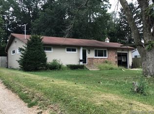 981 N West St, Galesburg, IL 61401
