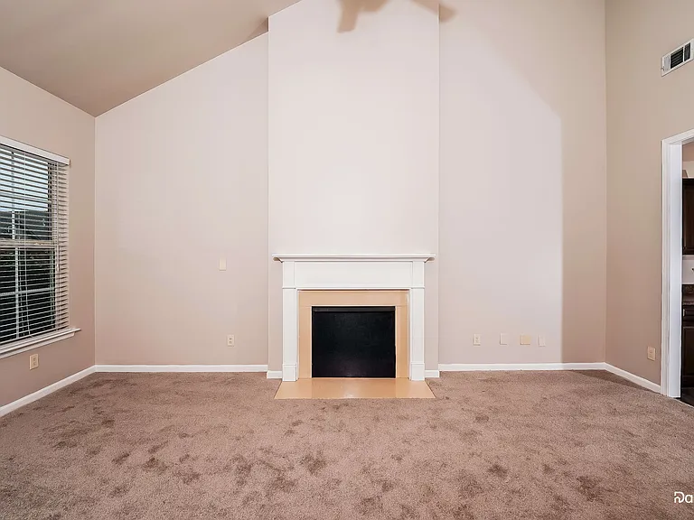 3549 Grand Central Ave — Photo 5