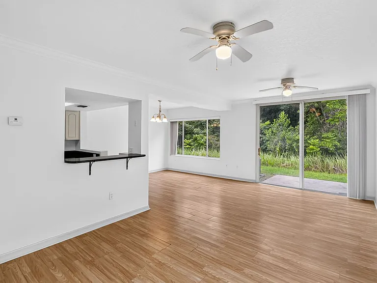 2204 Fan Palm Dr — Photo 7