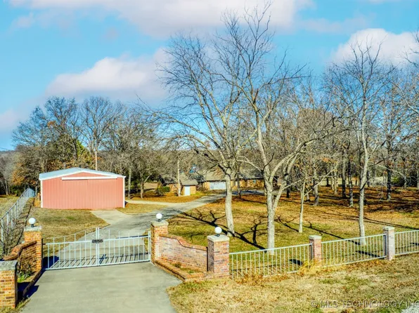 6329 Cedar Creek Dr, Kingston, OK 73439