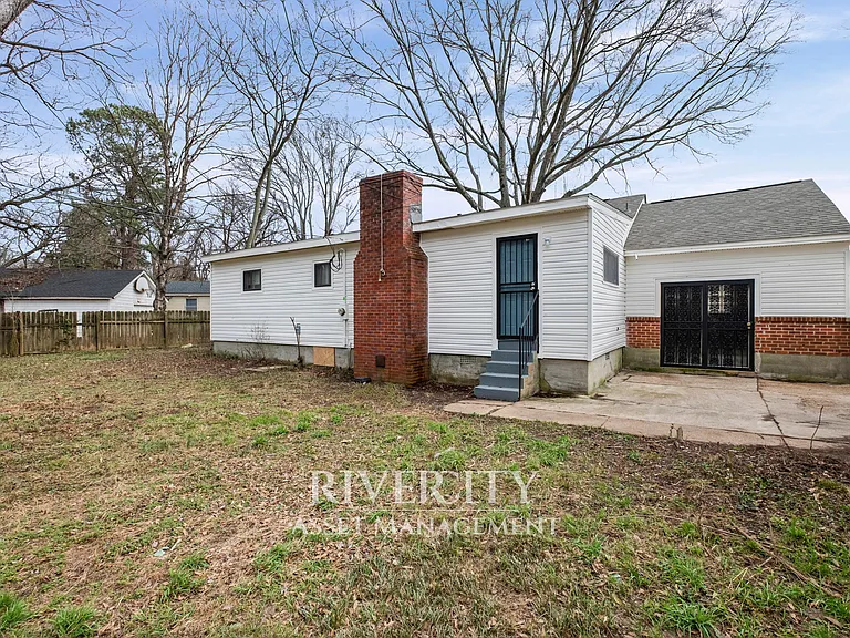 3405 Medford Cv — Photo 3