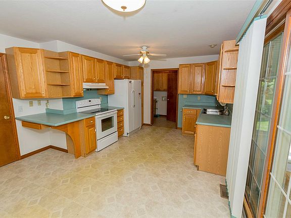 5th image of 4411 Laurel Creek Dr