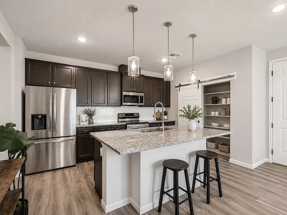 6153 N Ceylon St #10-303