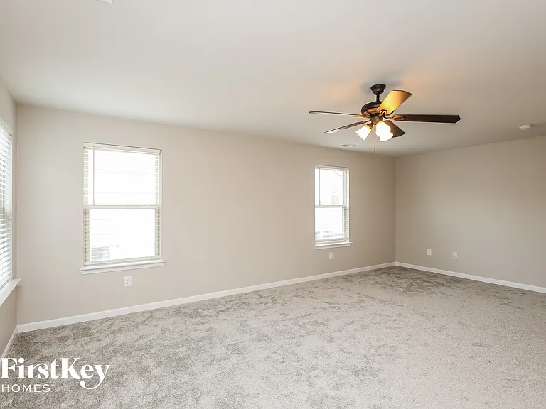 2476 Morgan Spring Ln — Photo 6