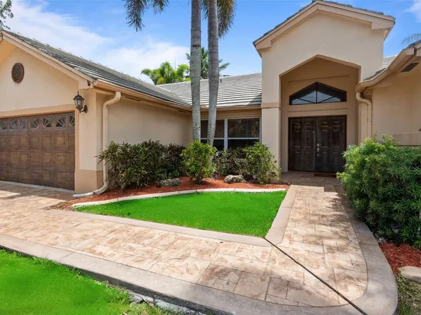 12626 SW 9th Place, Davie, FL 33325