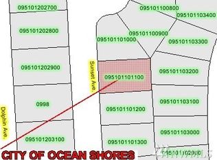 594 Sunset Ave NE, Ocean Shores, WA